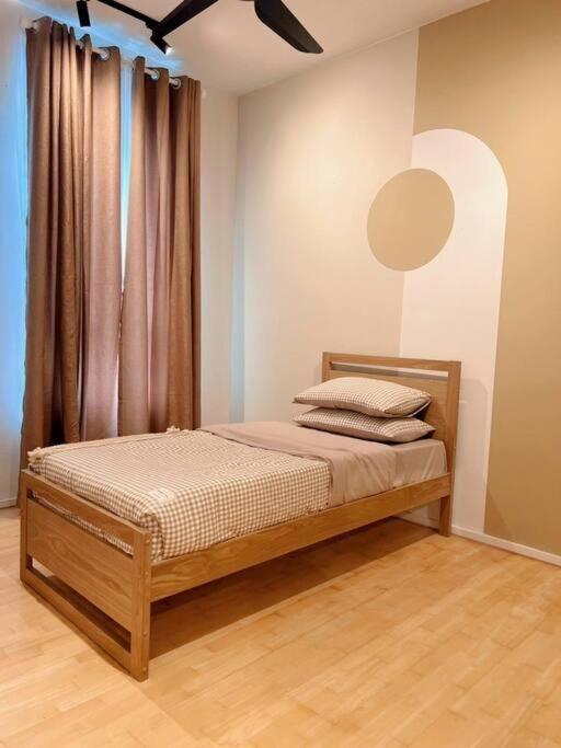 Spacious Verdi Eco-dominium 3br @ Near Klia & Klia 2 With View Apartment