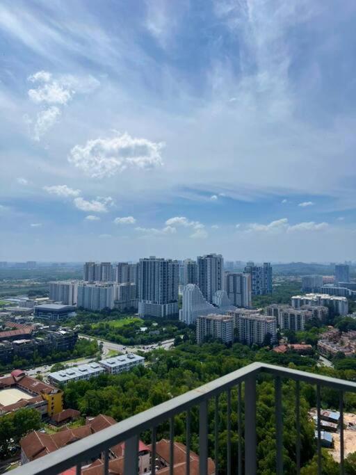 Spacious Verdi Eco-dominium 3br @ Near Klia & Klia 2 With View Apartment Cyberjaya