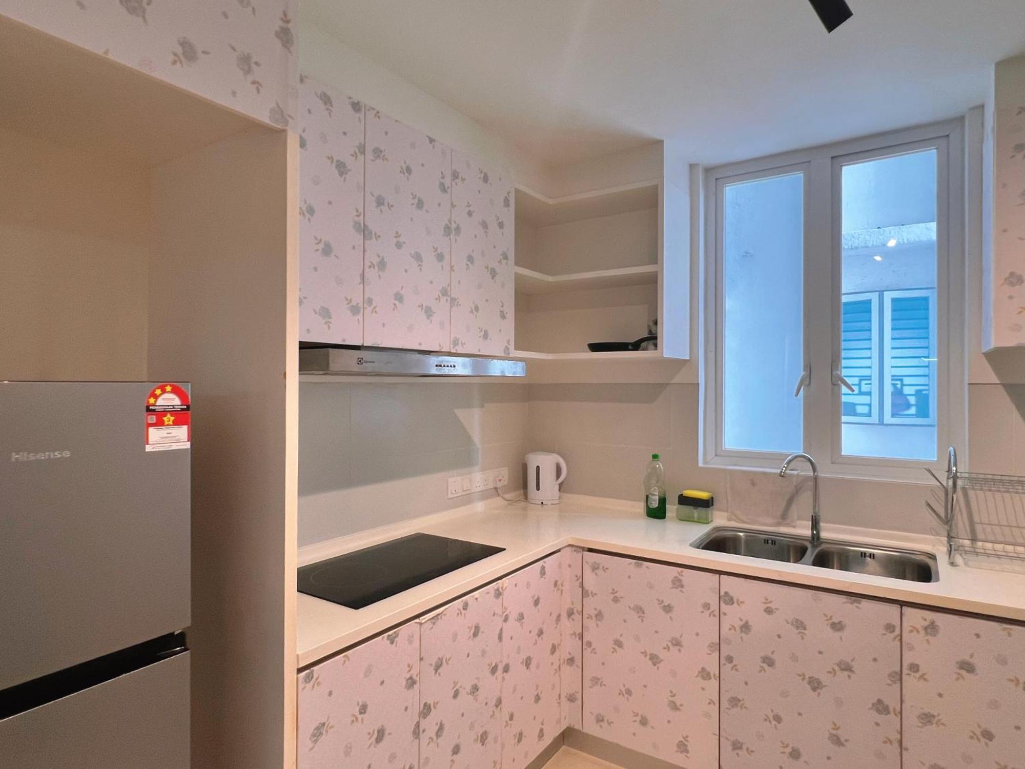 Apartment Spacious Verdi Eco-dominium 3br @ Near Klia & Klia 2 With View